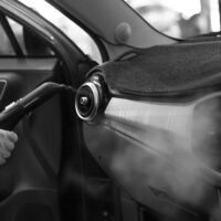 Fahrzeug- Innenraumdesinfektion in Allendorf (Eder) - CarDoc Wetz - Fahrzeuglack und Dellenexperte